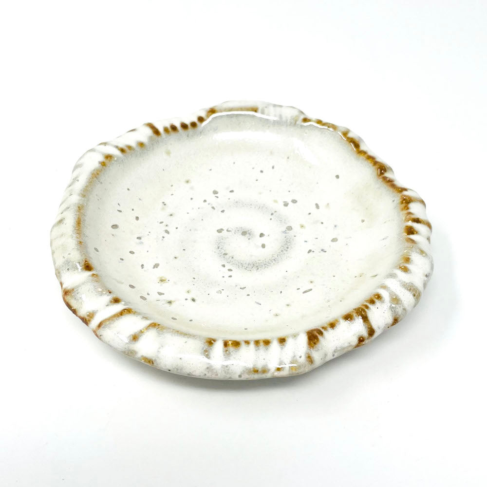 Dish Shirokaratsu (4.25"D) image 2