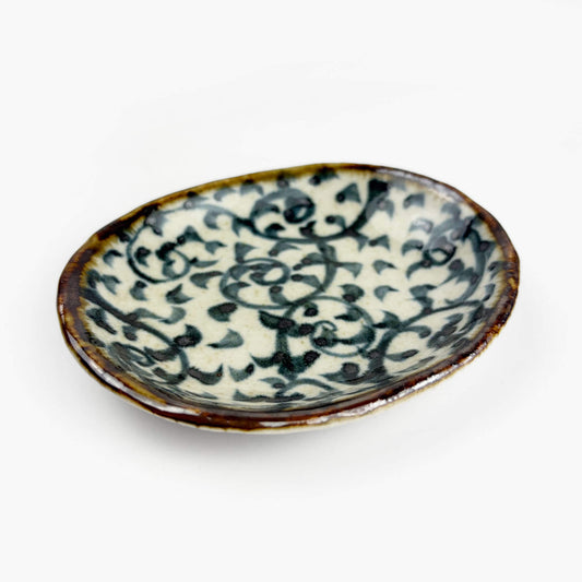 Dish Oval Sometsuke Takokarakusa (4.25"x3.5")