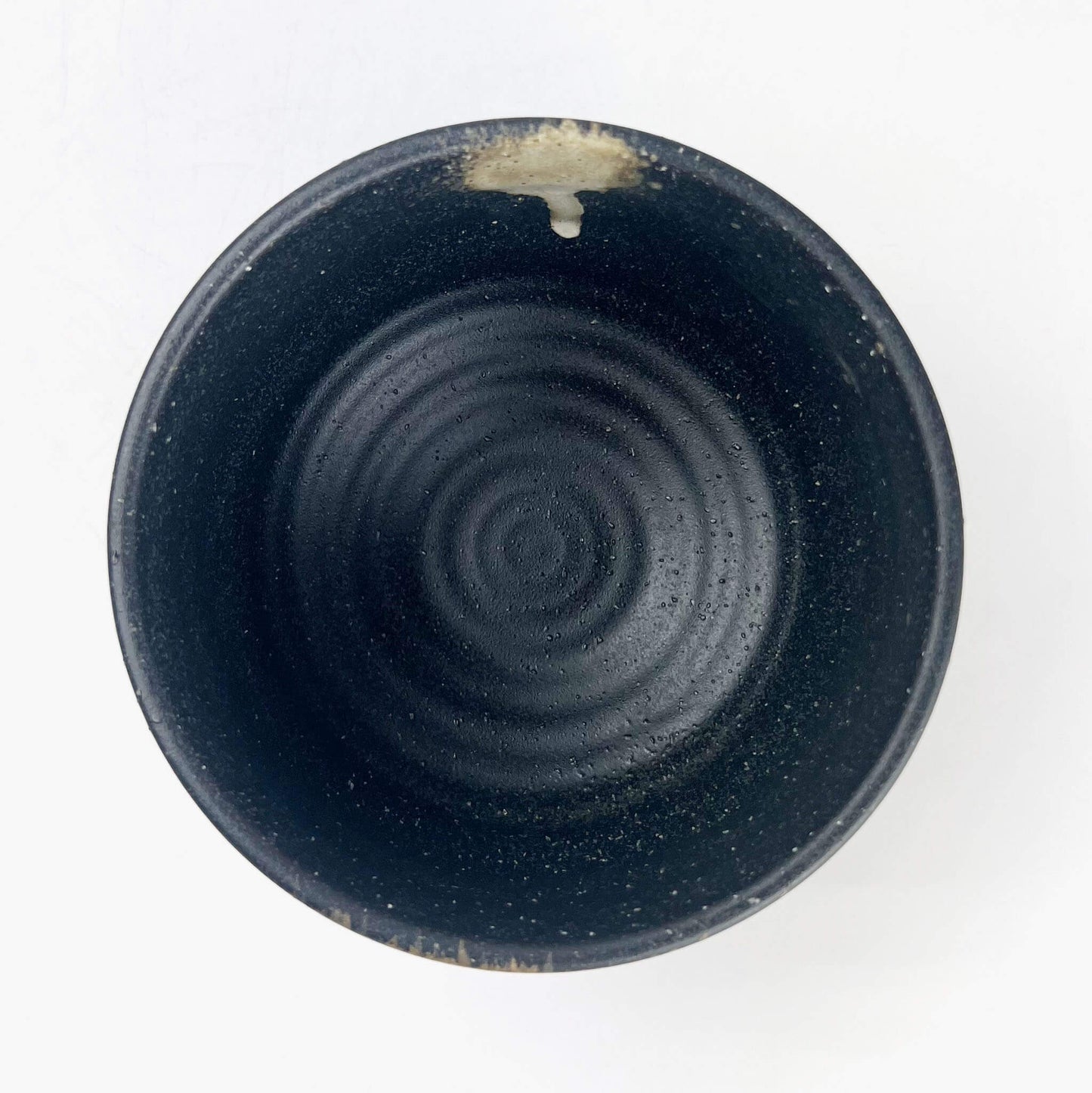 Matcha Bowl Kuro Fuki (5"Dx3"H)