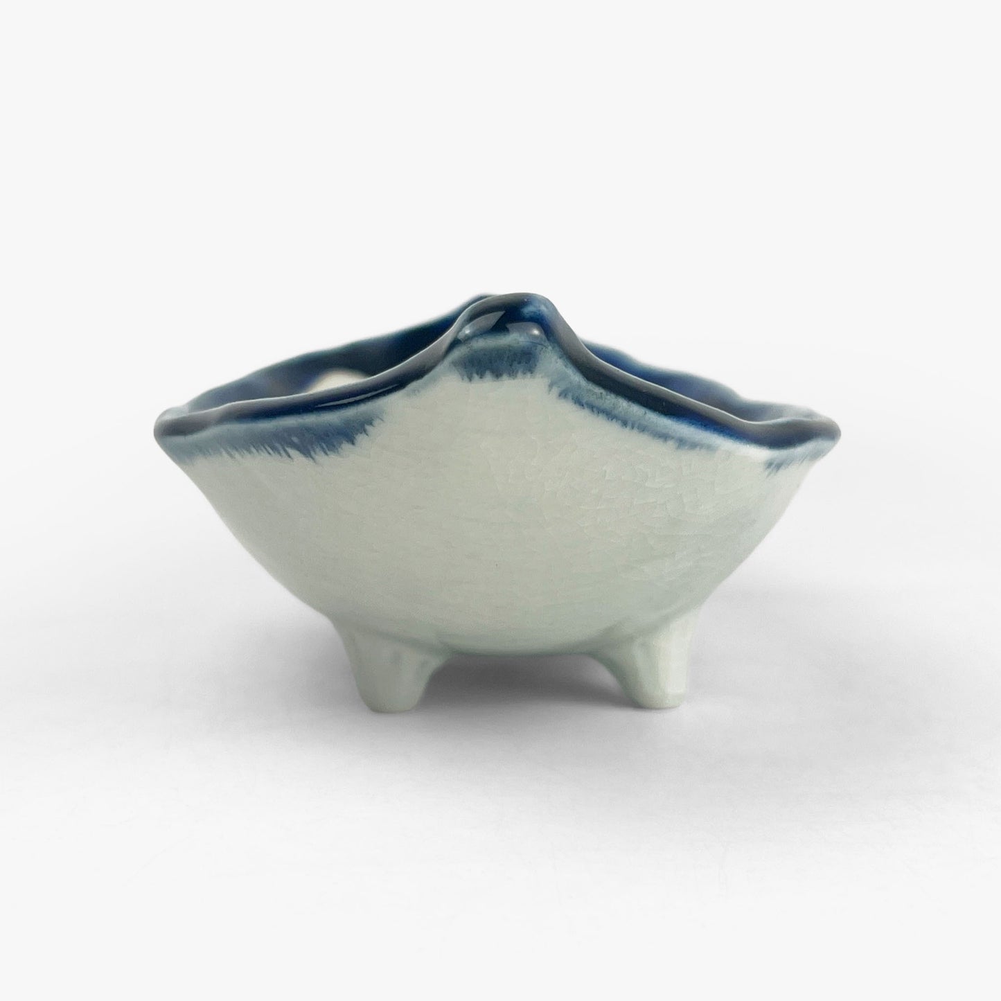 Footed Dish Leaf Bowl (8"x4")