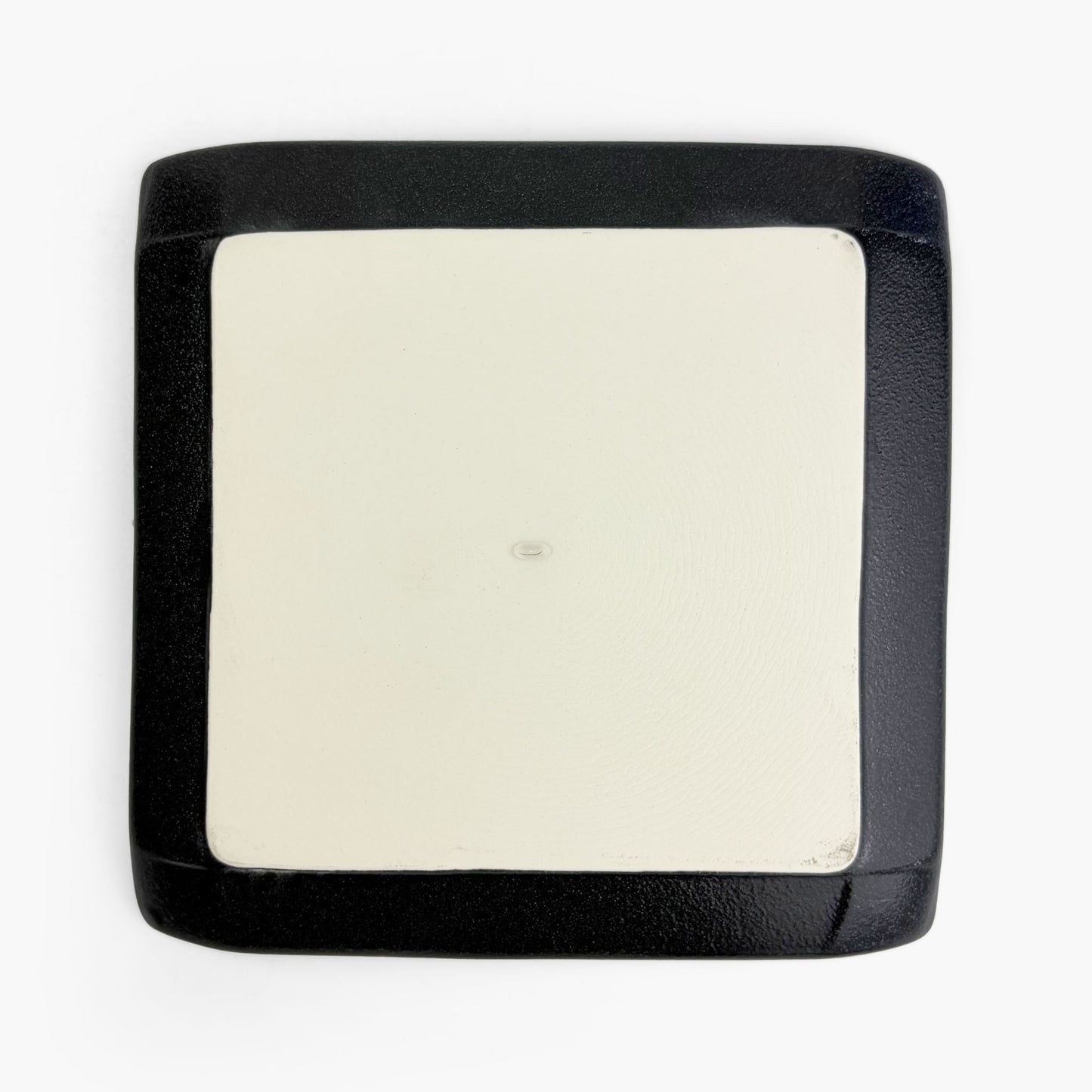 SQ. Plate Koyori Shikkoku Medium (6.5"D)