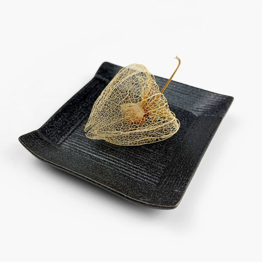 SQ. Plate Koyori Shikkoku Small (3"D)