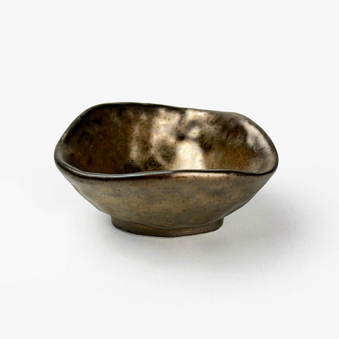 Small Triangle Dish Gold Yohen (3.75"D)