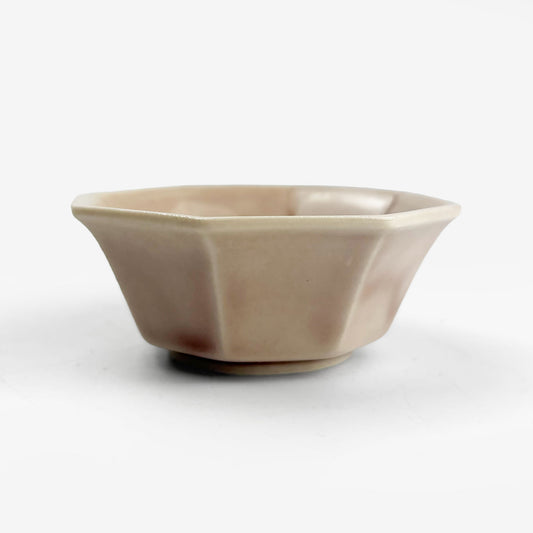 Small Chinmi Dish Hakkaku Rose Pink (2.75"D)