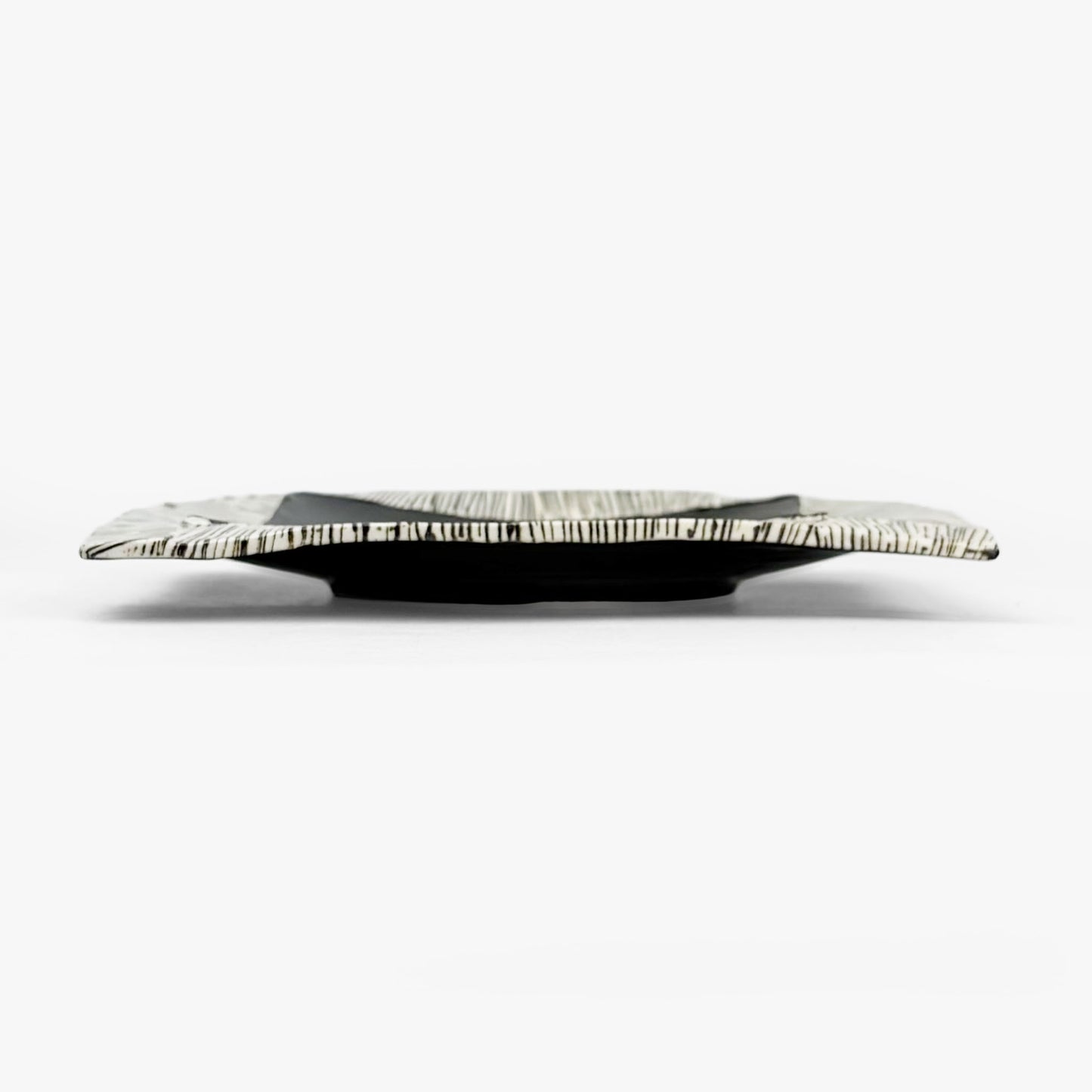 SQ. Plate Kuro Oribe (7"D)