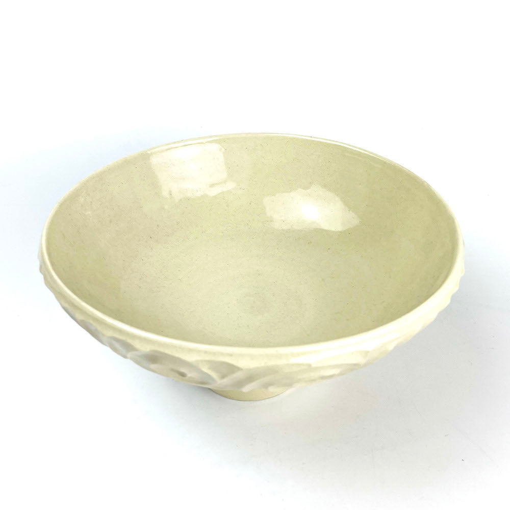 Bowl Jyomon White by Yasuko Maeda (8.75"D) image 1