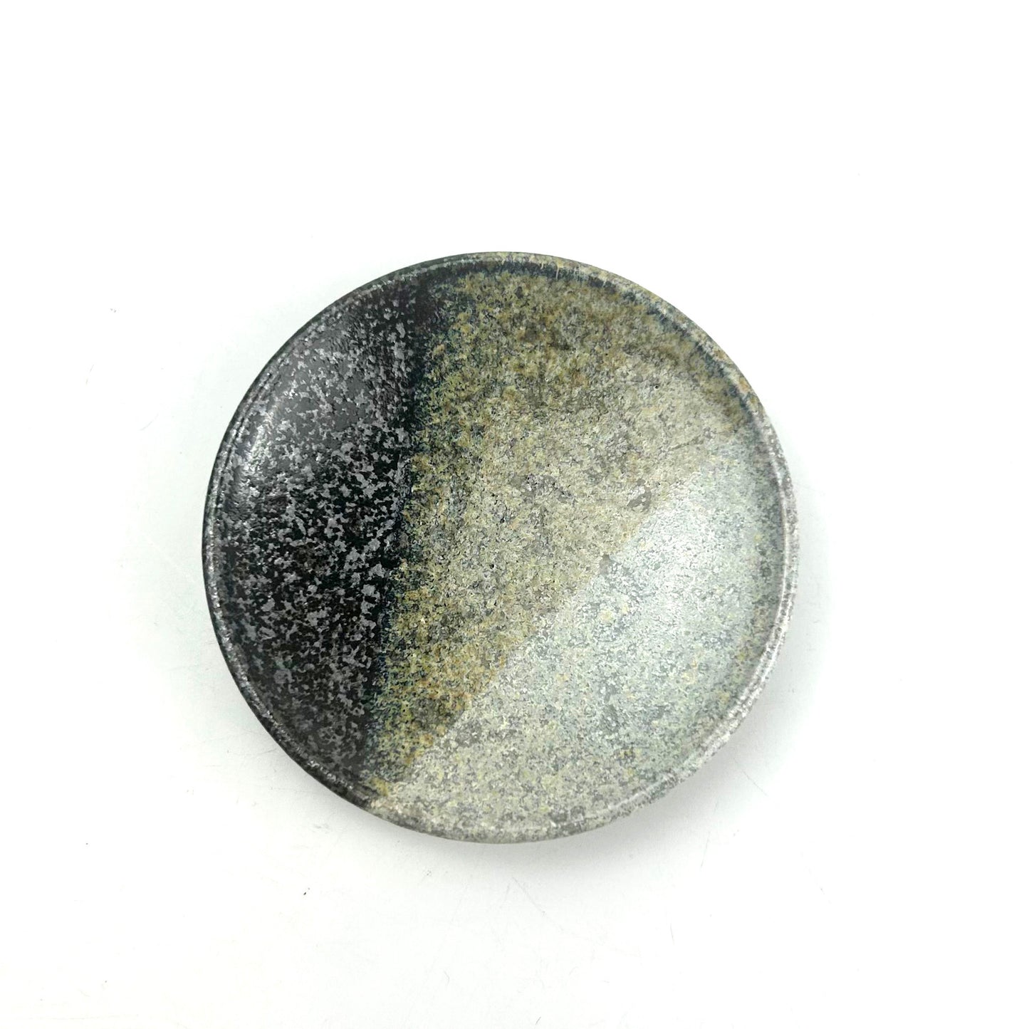 Oboro Yamakage plate small (3.75"D)