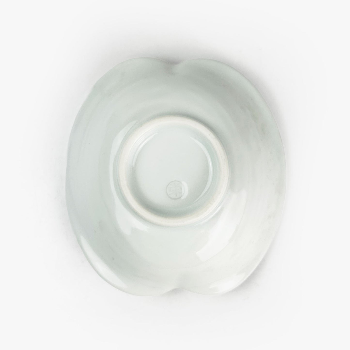 Arita Kobachi Dish Henkei (5" x 4.5")