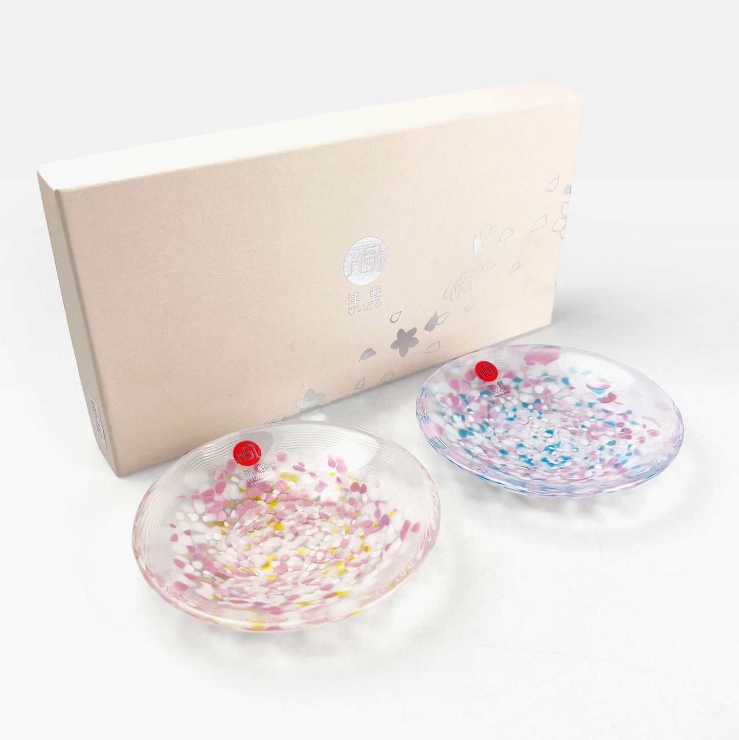 Tsugaru Vidro  Glass Pair Dish (4"D)