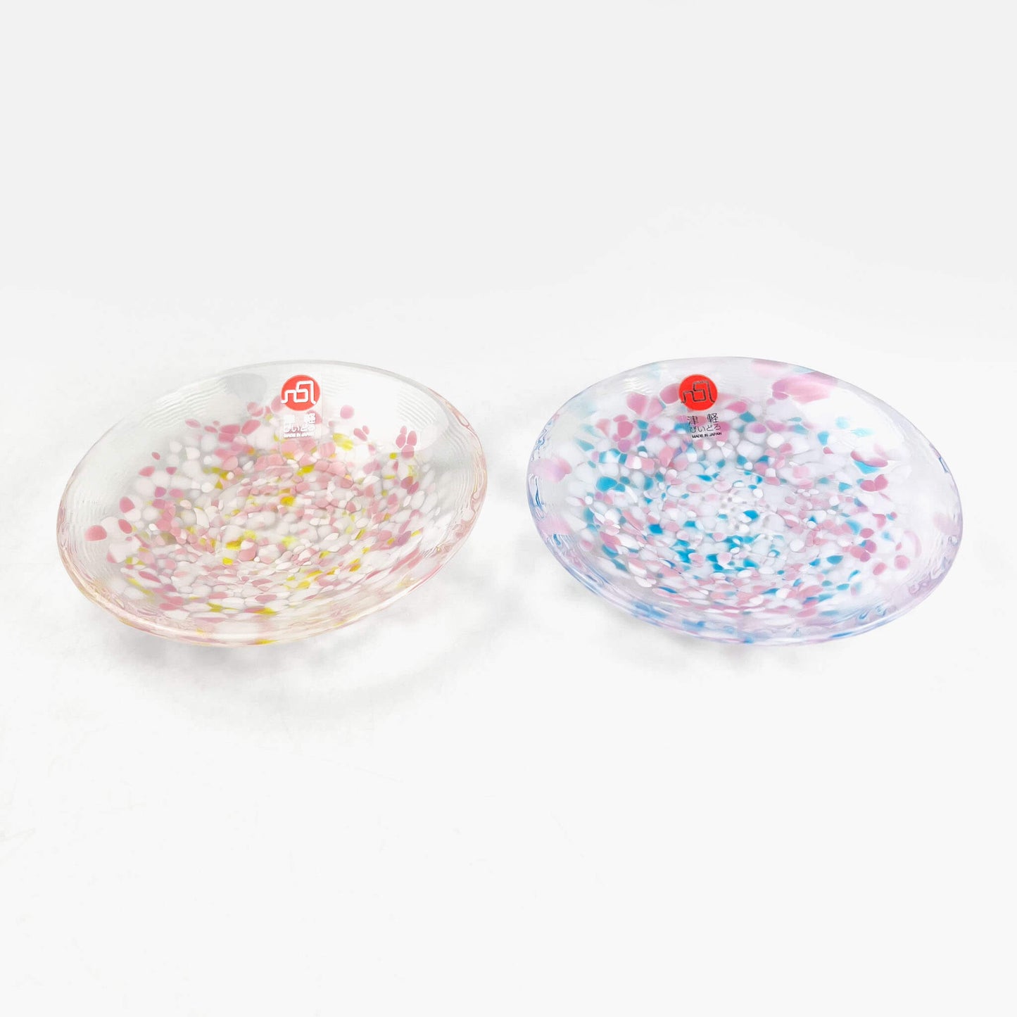 Tsugaru Vidro  Glass Pair Dish (4"D)