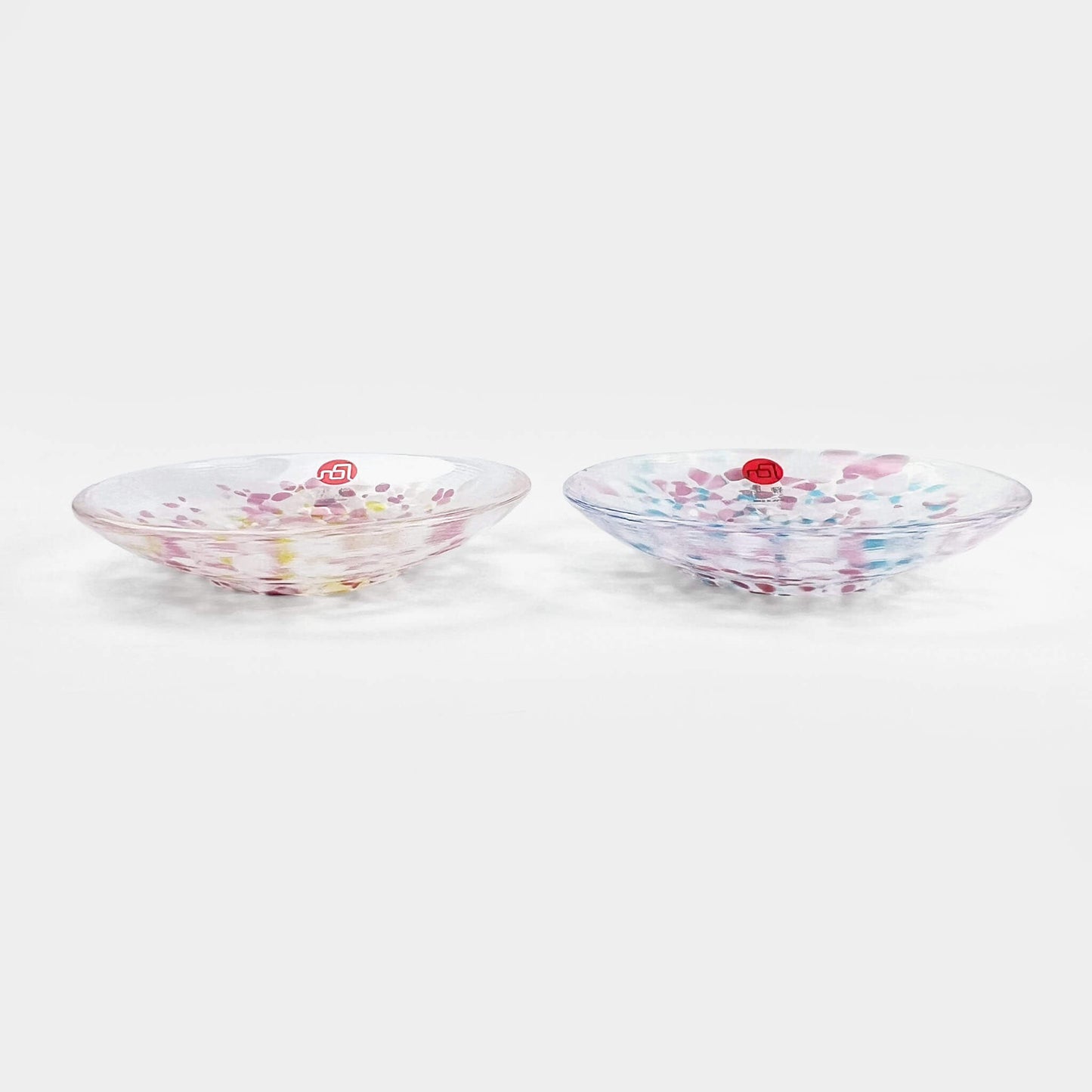 Tsugaru Vidro  Glass Pair Dish (4"D)