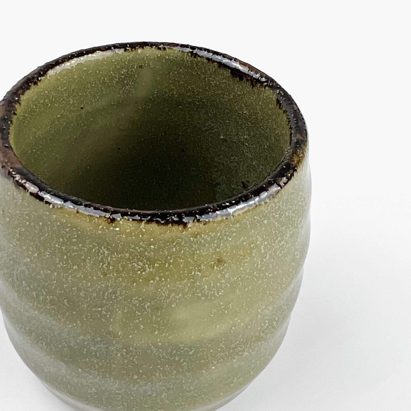 Yunomi Tea Cup Shibakusa Taru (4.5 fl.oz)