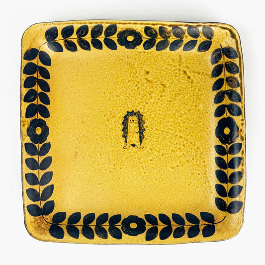 Sq Plate Hedgehog (9.75") by Yoji Horikoshi image 0