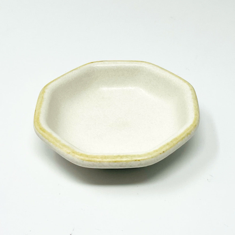 Small Chinmi Dish Hakkaku Kobiki (2.75"D) image 1