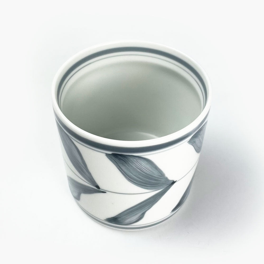 Arita Tea Cup Bird (8.5oz) image 1