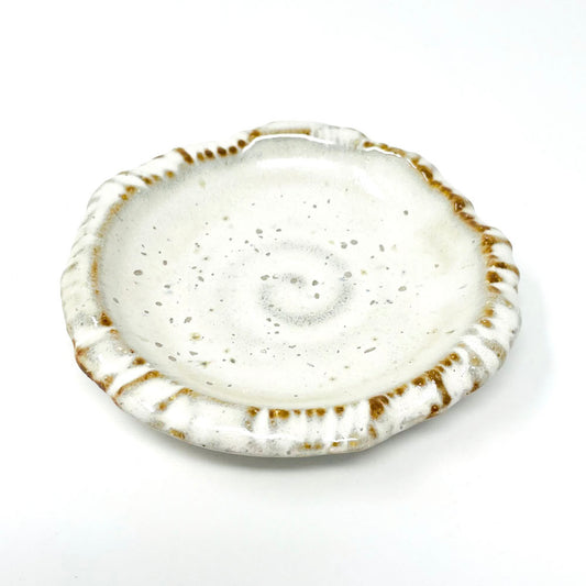 Dish Shirokaratsu (4.25"D) image 0