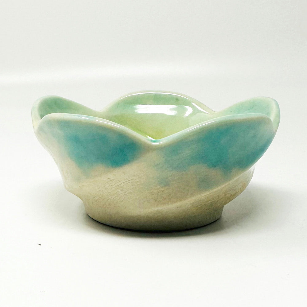 Dish Flower (4"D) image 1