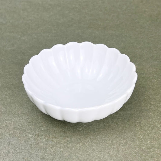 Rinka White Kobachi (3.5"D) image 0