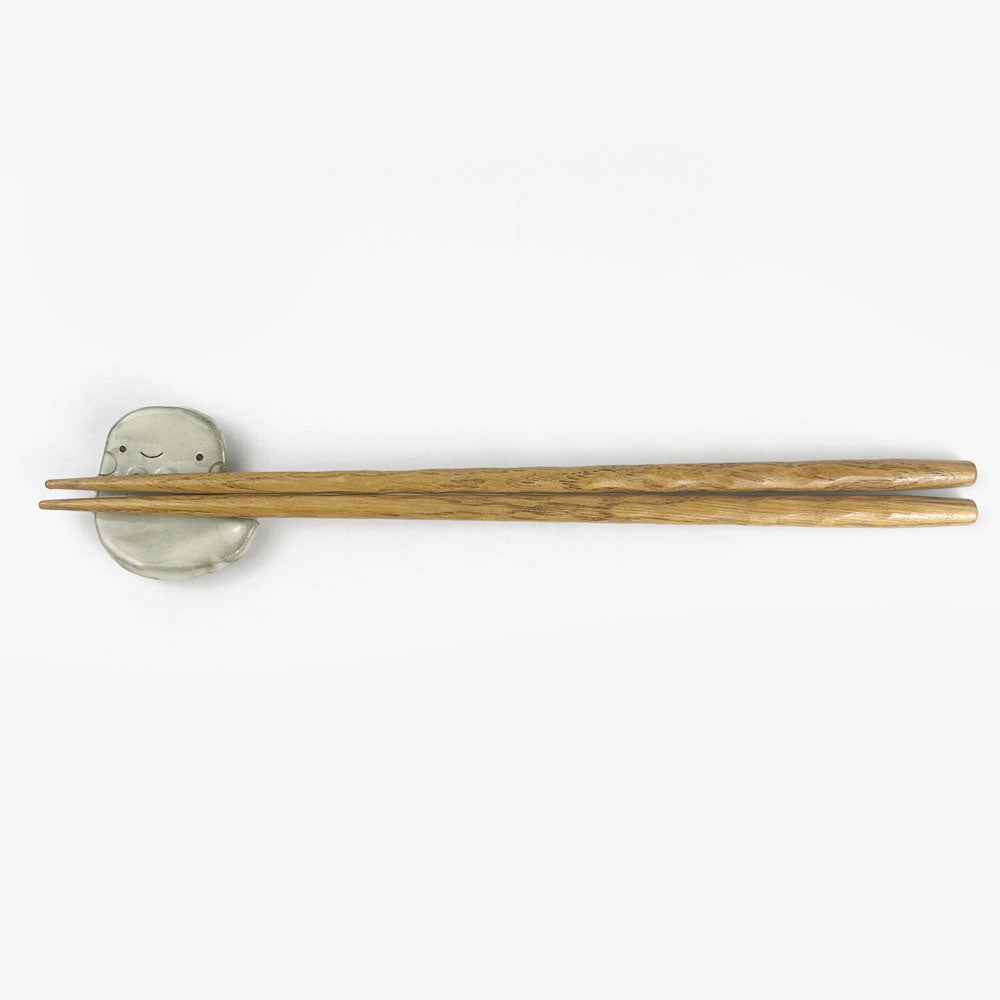 Chopstick Rest Obake (1.5"D) by Keishuugama image 0