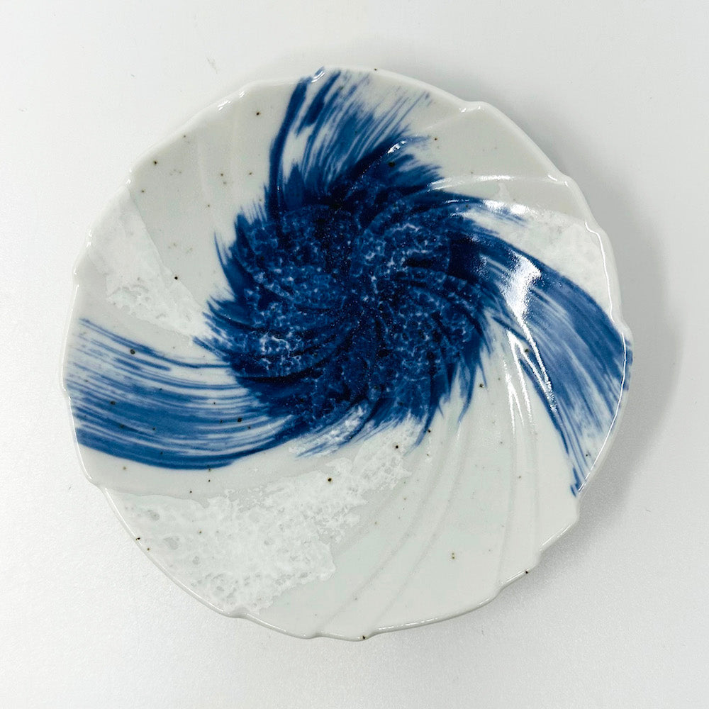 Dish Blue & White  (5.5"D) image 5