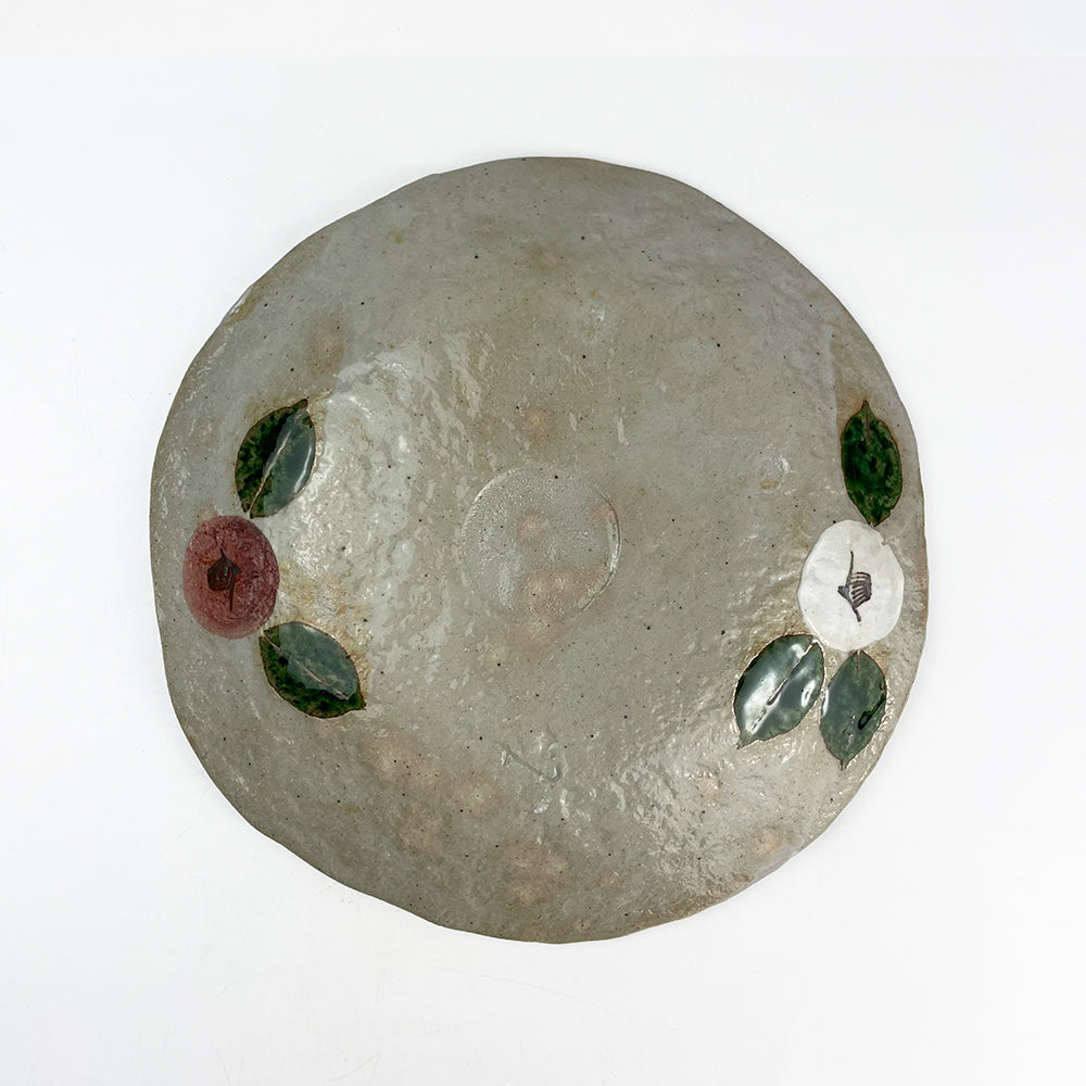 Plate Tsubakikamon (9.5"D) by Musashi Tsujii image 3