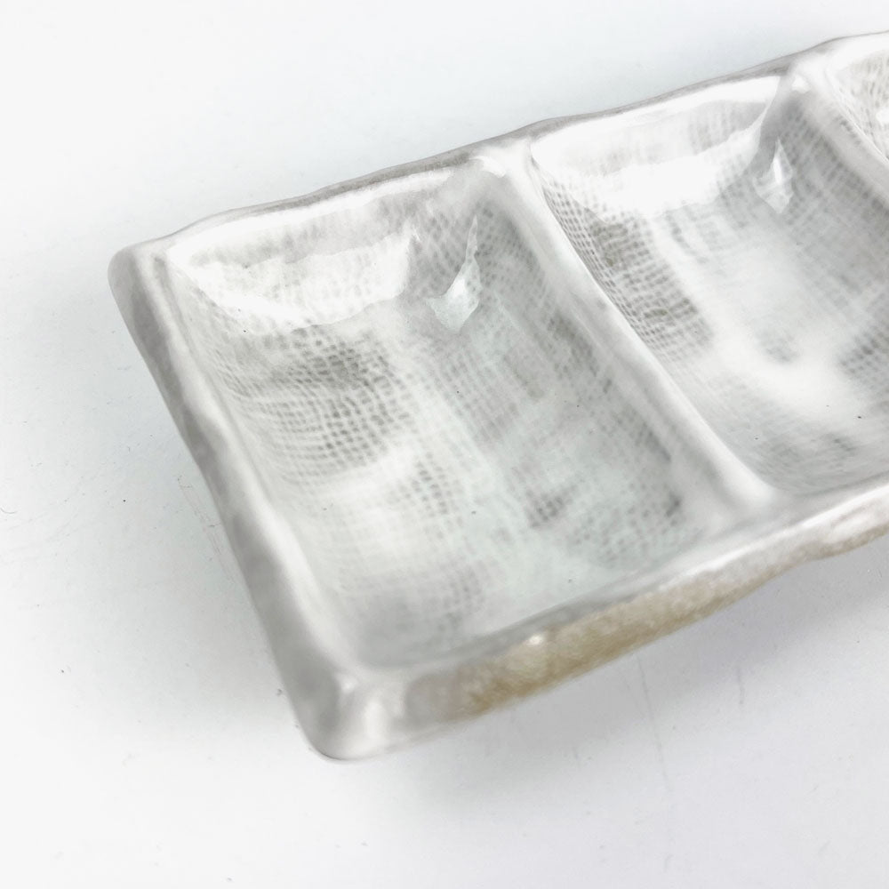 Seto-yaki 3 Divided Dish Unofu (5.25" x 2.5") image 1