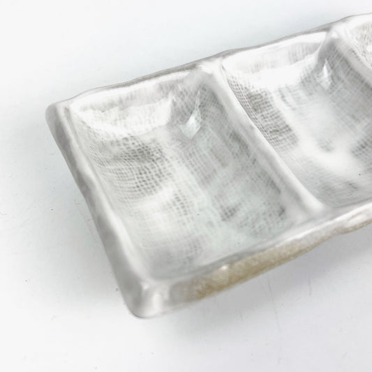 Seto-yaki 3 Divided Dish Unofu (5.25" x 2.5") image 1