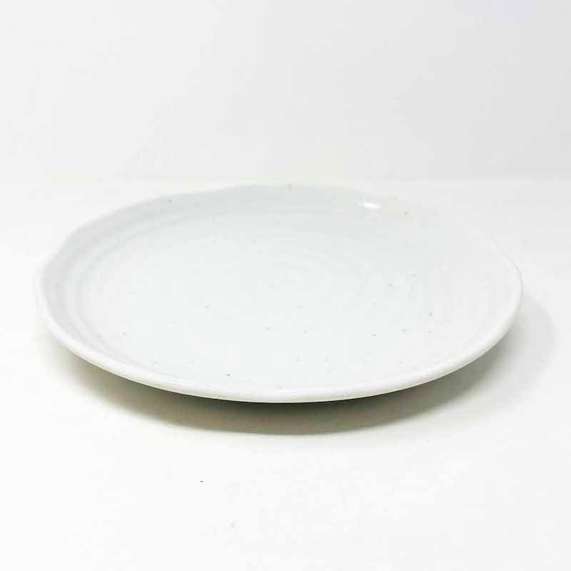 White Kobiki Plate  (8.5"D) image 3