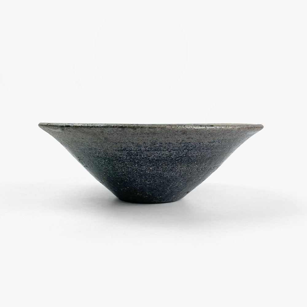 Angled Bowl M Shirogesho (6.5"D) by Tadanori Imano