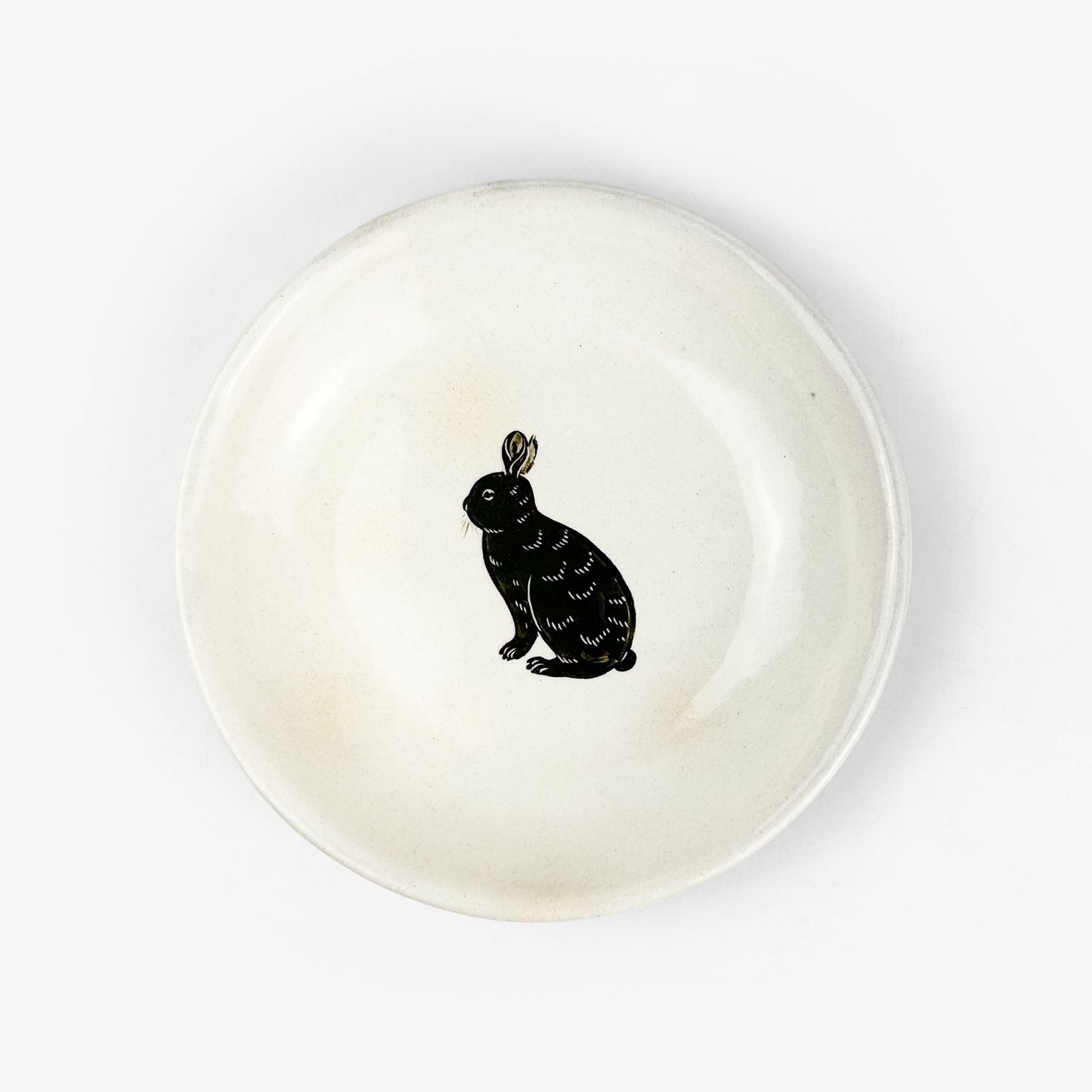 Plate Rabbit (6"D) by Takunobu Sawada
