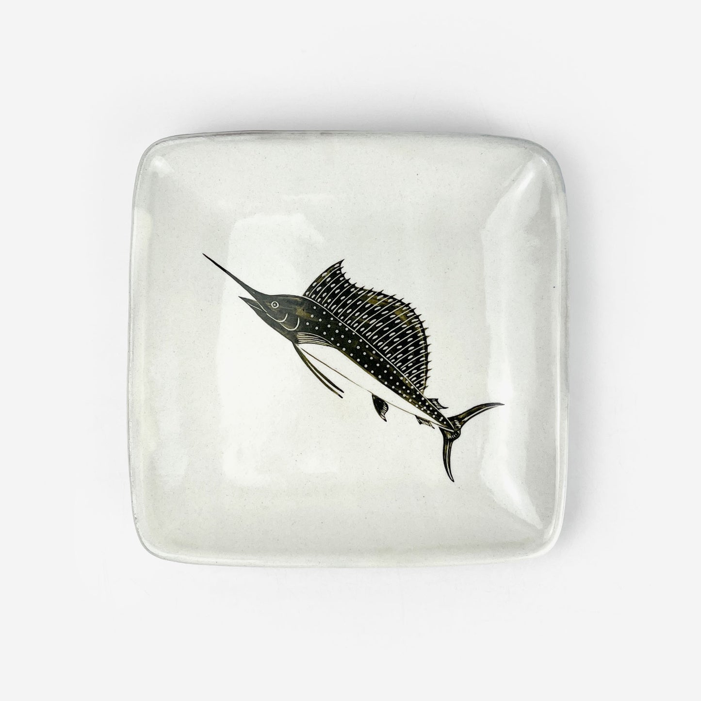 Sq. Plate Sailfish (6.5"D) by Takunobu Sawada