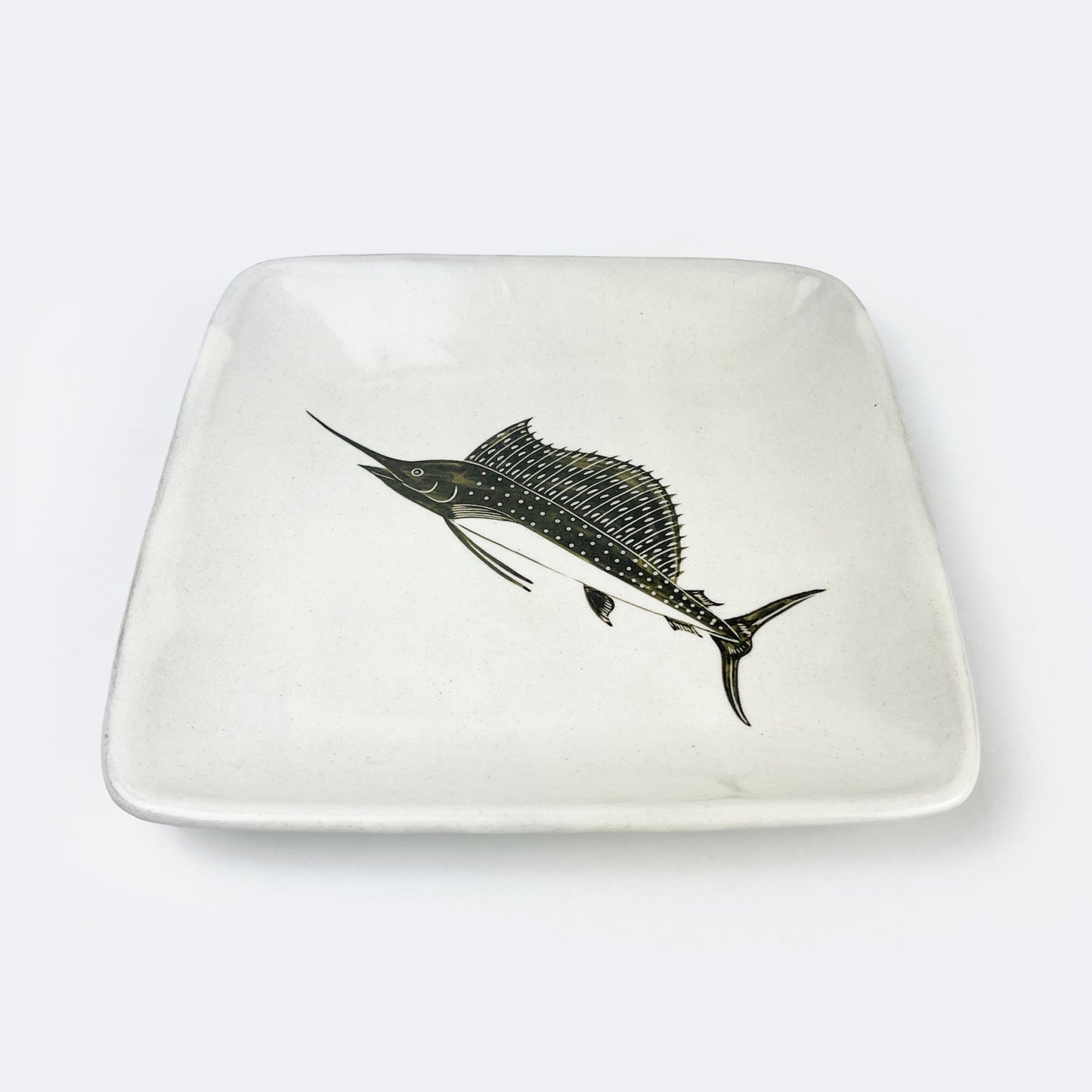 Sq. Plate Sailfish (6.5"D) by Takunobu Sawada