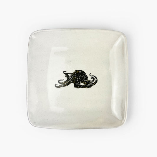 Sq. Plate Octopus (6.5"D) by Takunobu Sawada