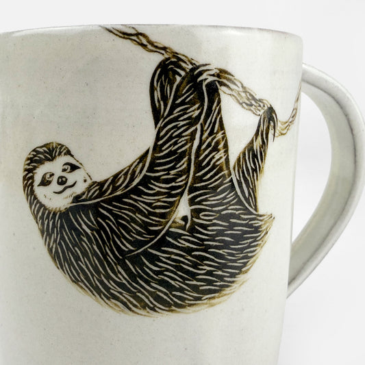Mug Sloth (14 fl.oz) by Takunobu Sawada