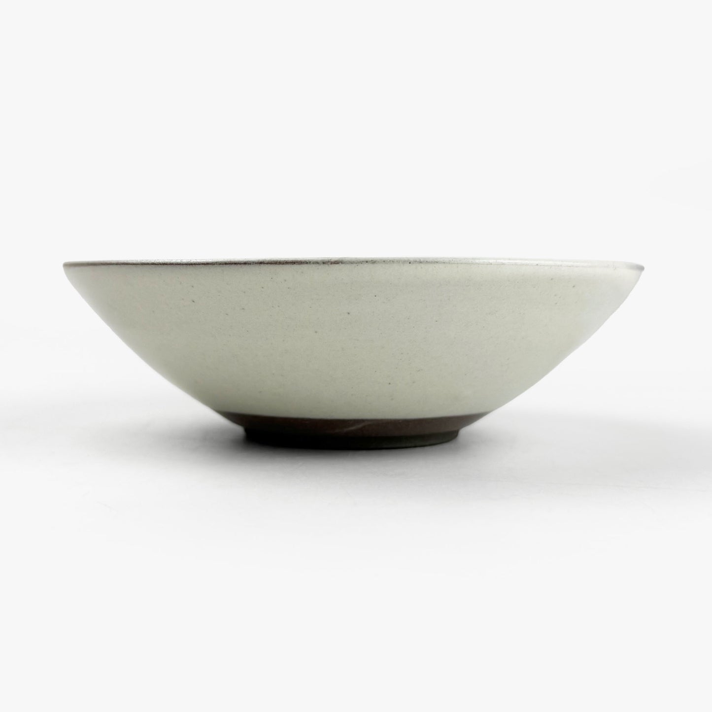 Round Plate Adelie Penguin (5.25"D) by Takunobu Sawada