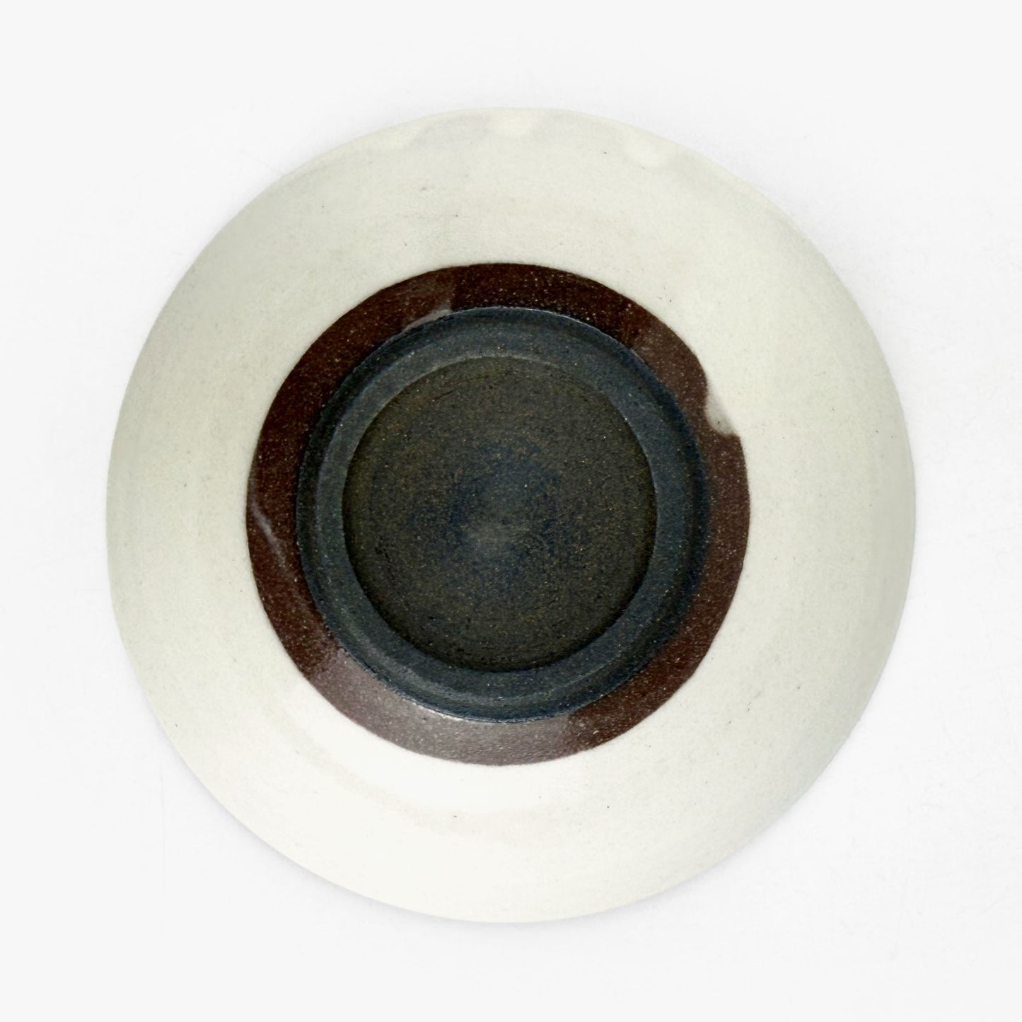 Round Plate Adelie Penguin (5.25"D) by Takunobu Sawada