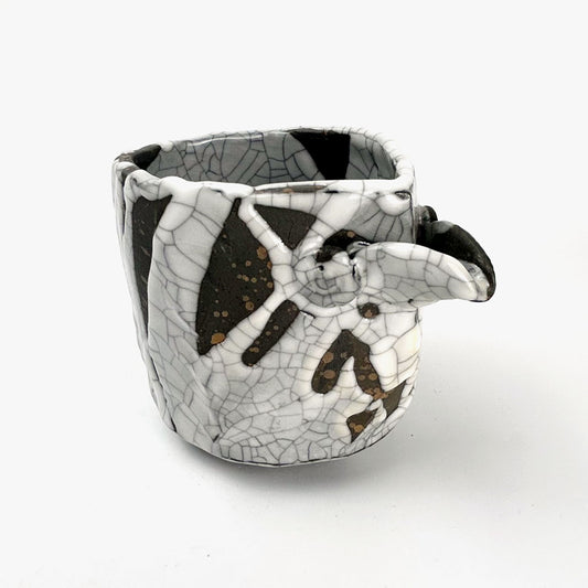 Sumi Kannyu Sake Container  (10oz) by Bunga Yamamoto