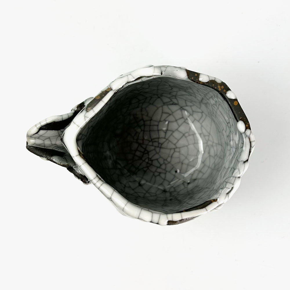 Sumi Kannyu Sake Container  (10oz) by Bunga Yamamoto