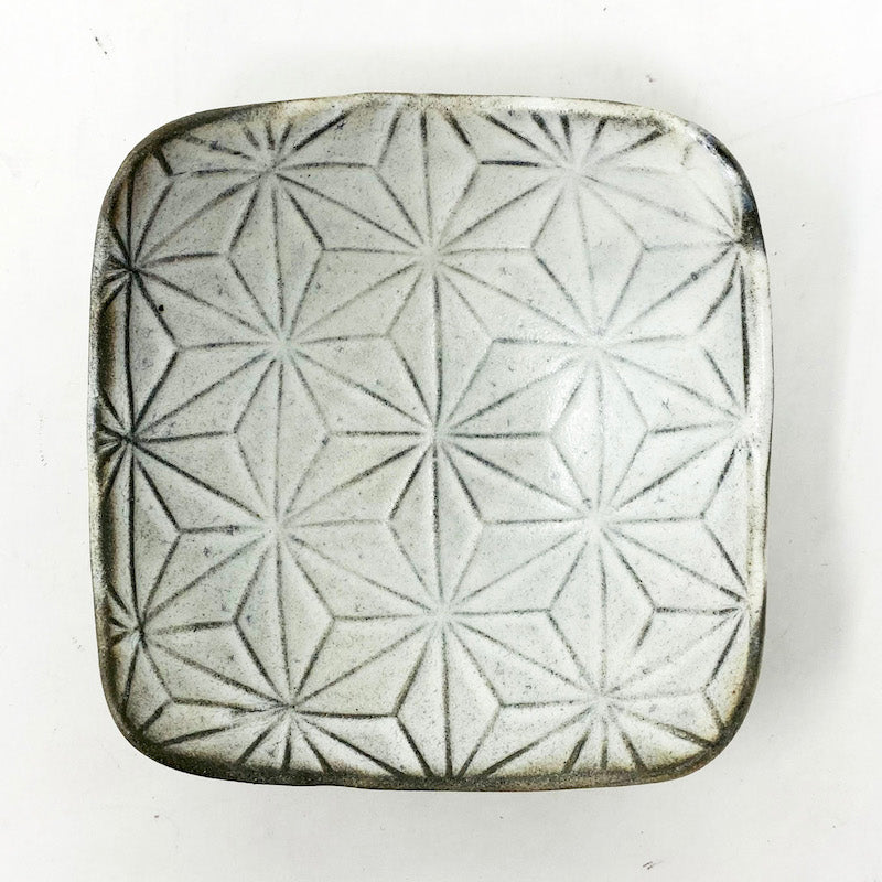 Asanoha Kobiki Small Dish (4.25"D) by Houju-gama