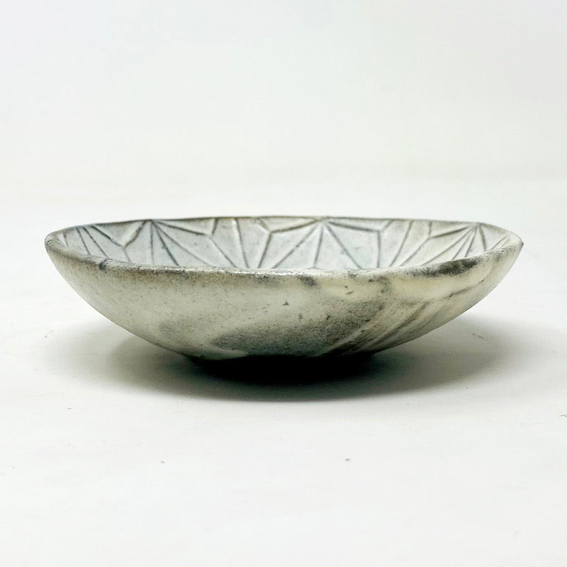 Asanoha Kobiki Small Dish (4"D) by Houju-gama