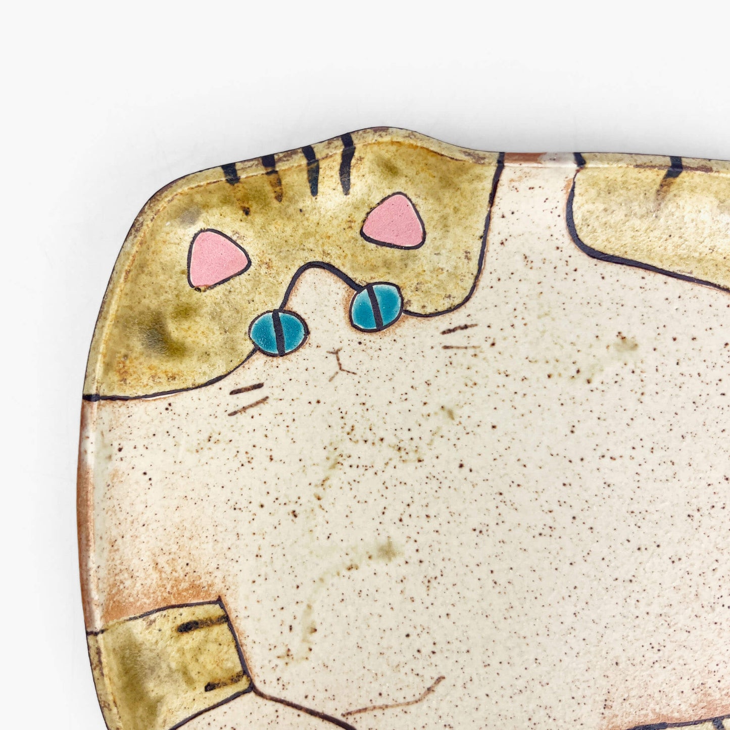 Cat Plate Tabby Tsugumi (6.75") by Yoji Horikoshi
