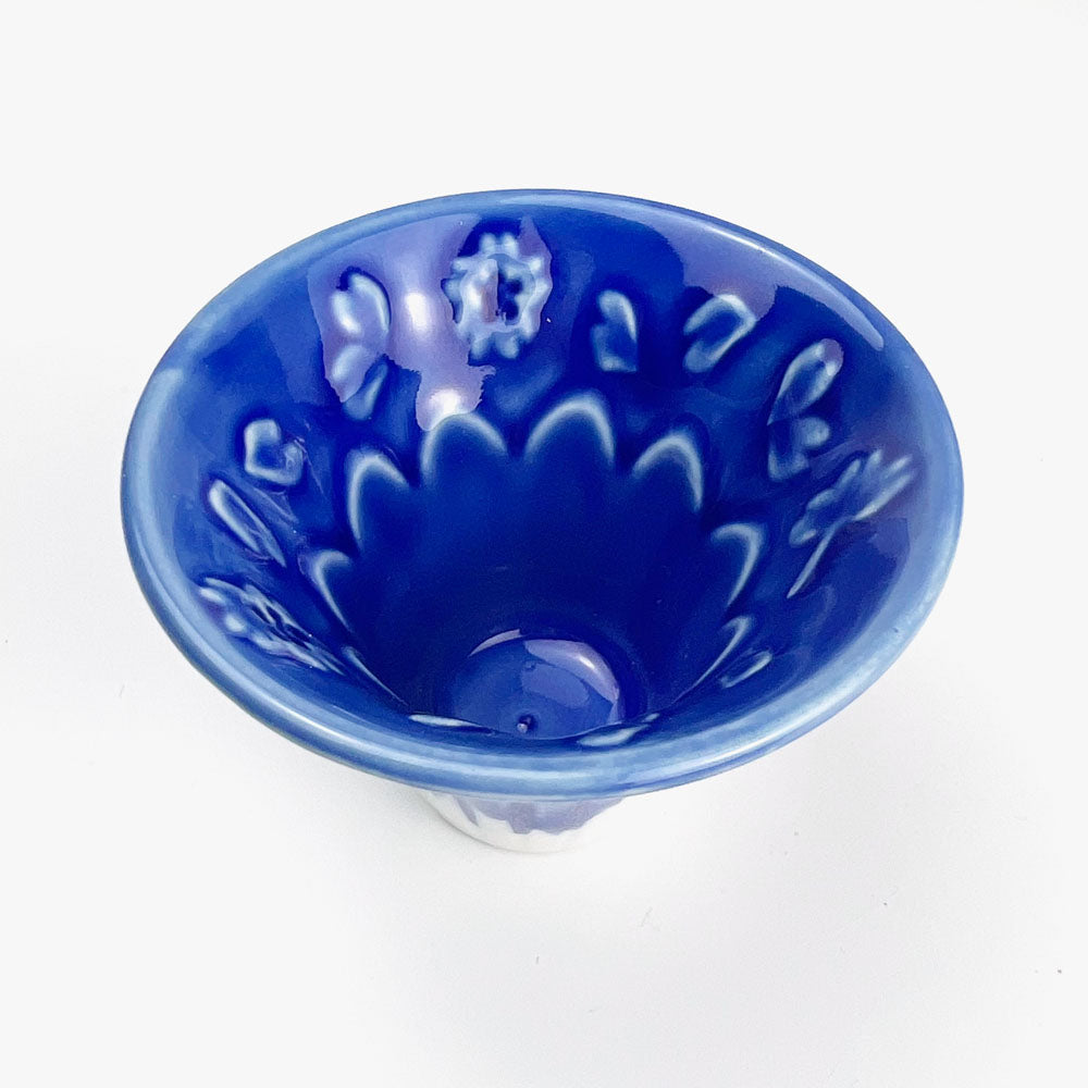 Mt. Fuji Sake Cup Blue (2.5 oz) image 3