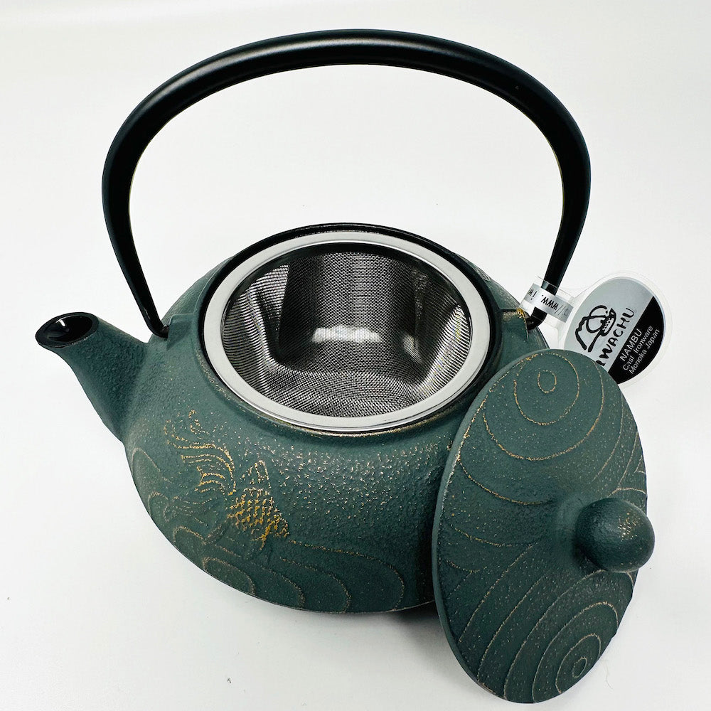 Iwachu Tetsubin Cast Iron Tea Pot (22 fl.oz ) image 7