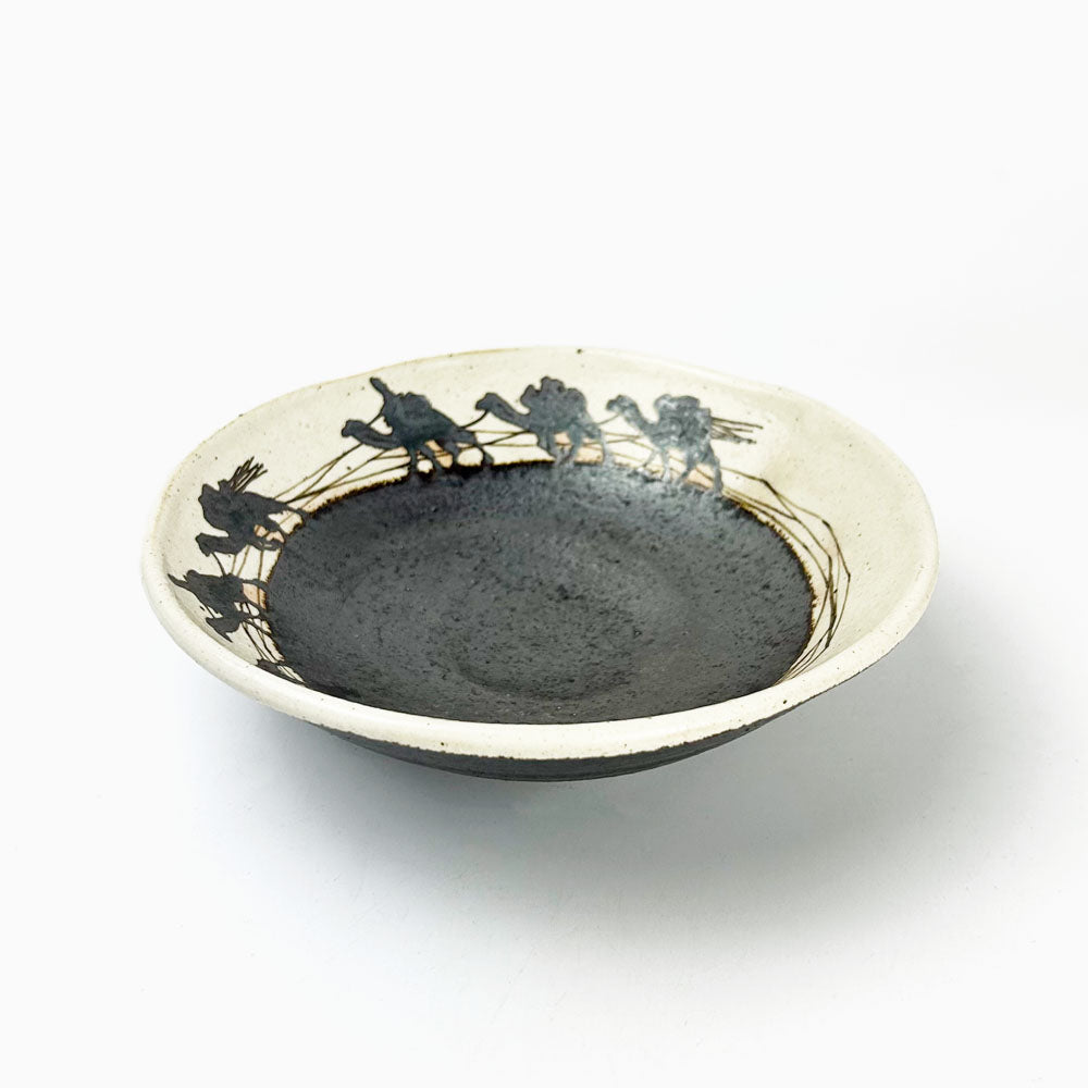 Bowl Camel (7"D) by Tomo Yamaguchi image 4