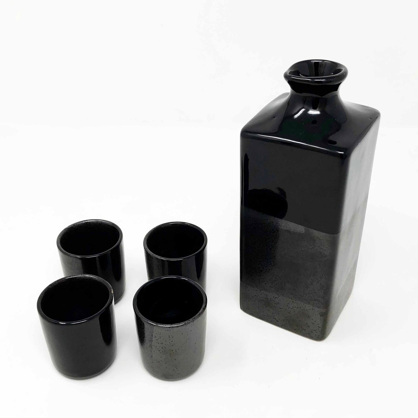 Kuro Ibushi Sake Set 1:4 image 1