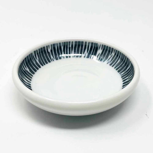 Small Dish Kushime Tokusa Shiro  (3.25"D) image 0