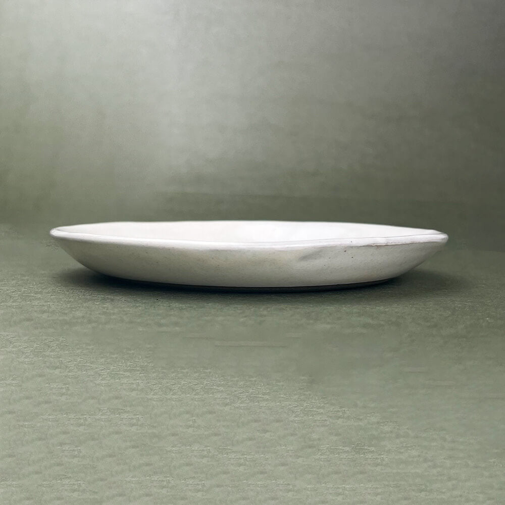 Round Plate Sea Horse (5.75"D) by Takunobu Sawada image 3