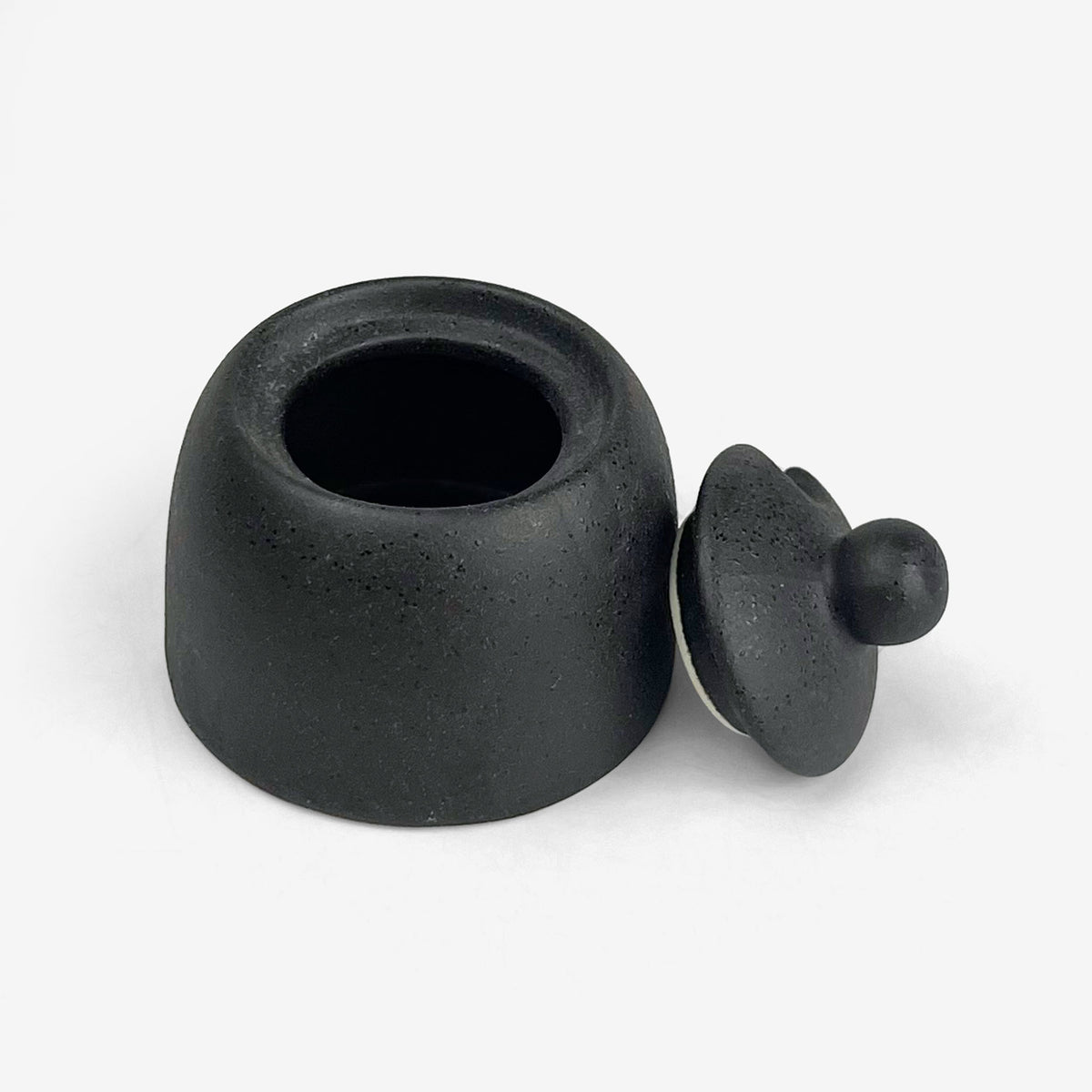 Spice Pot Kuro Kessho (2.25"D)