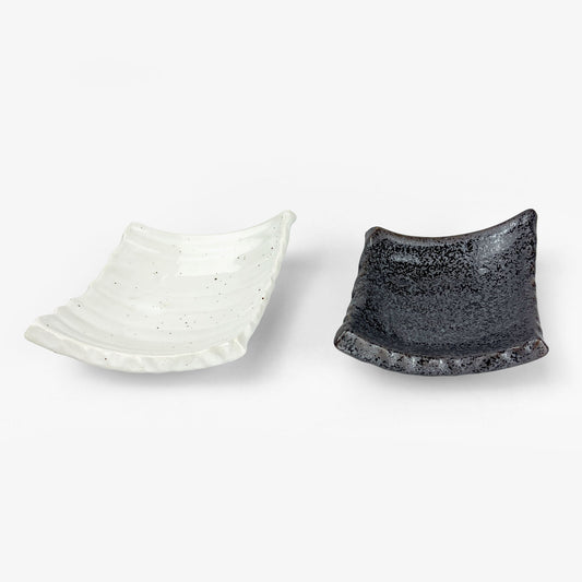 Footed Small Chinmi Dish Rhombus Tenmoku (5.5"x4.25")