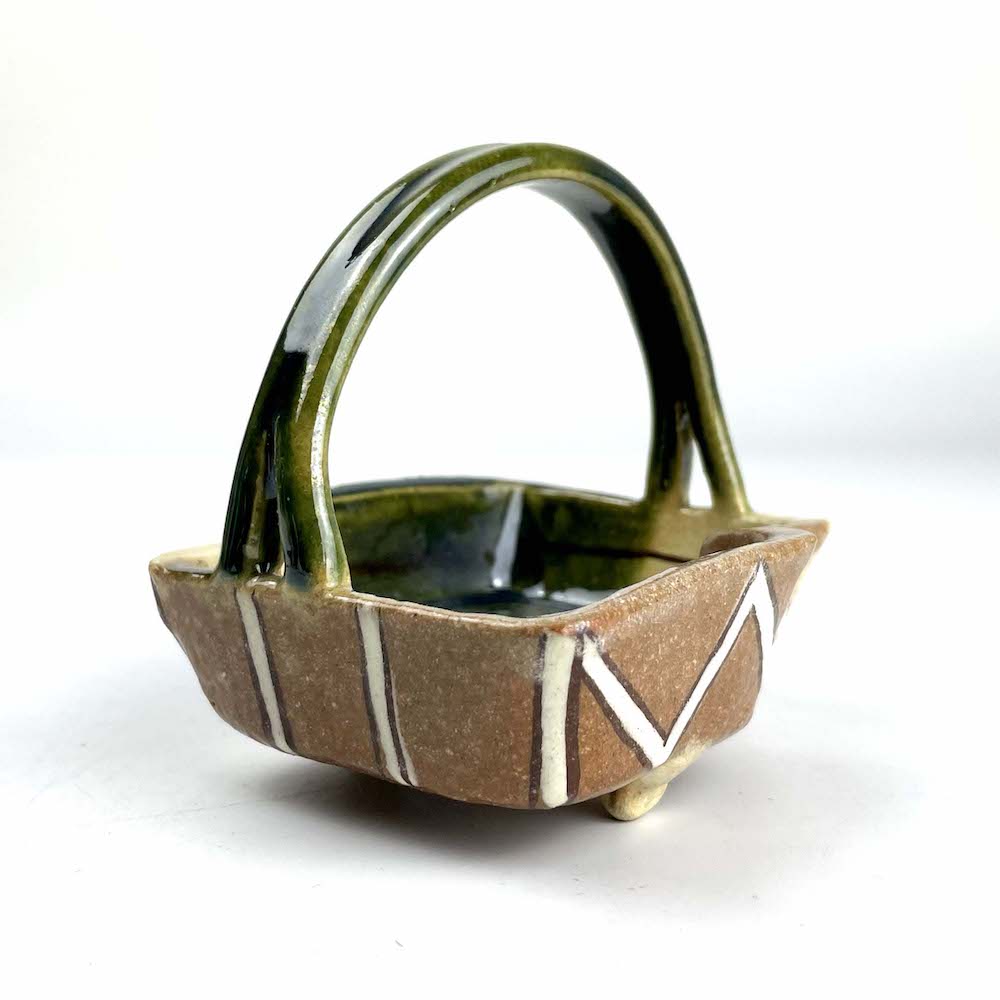 Footed Kobachi w/handle by Masayoshi Wakui (4.75"x3.5") image 3